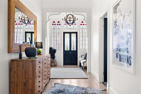 Photo of property in 70 Pomona Road, Kumeu, 0891