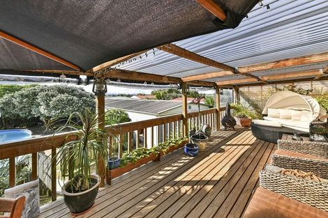 Photo of property in 9 Mail Avenue, Weymouth, Auckland, 2103