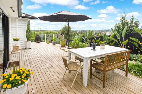 Photo of property in 32b Barberton Terrace, Red Hill, Papakura, 2110