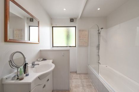 Photo of property in 3 Ridge Road, Lake Okareka, Rotorua, 3076