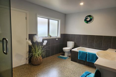 Photo of property in 136 Brunswick Drive, Tikitere, Rotorua, 3074