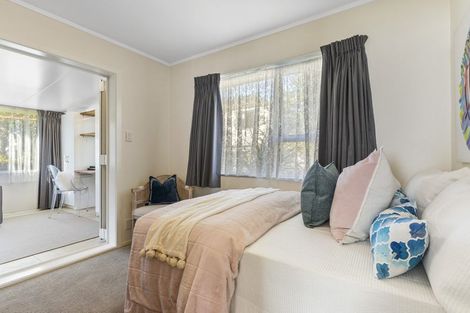 Photo of property in 4/112 Gossamer Drive, Pakuranga Heights, Auckland, 2010