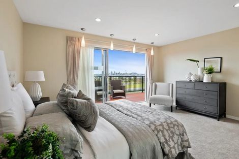 Photo of property in 59a Exmouth Road, Northcote, Auckland, 0627