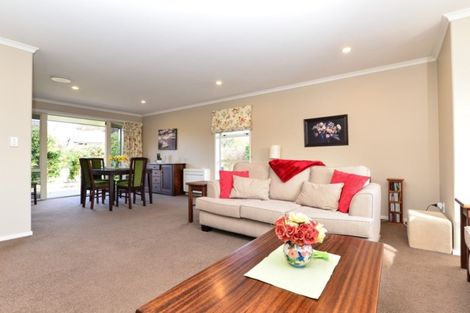 Photo of property in 8 Flora Way, Rototuna, Hamilton, 3210