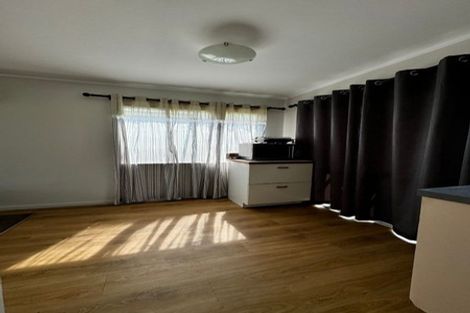 Photo of property in 47 Aspiring Avenue, Clover Park, Auckland, 2019