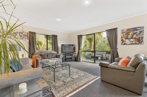 Photo of property in 1/121 Godley Road, Green Bay, Auckland, 0604