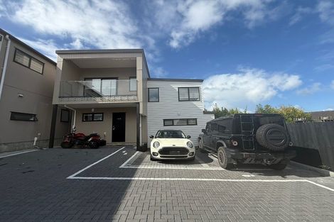 Photo of property in 35c Cedar Heights Avenue, Massey, Auckland, 0614