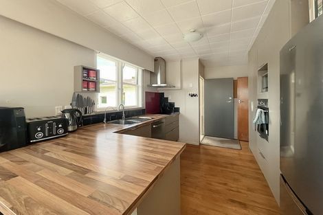 Photo of property in 142 Highbury Avenue, Highbury, Palmerston North, 4412