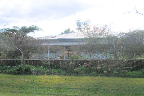 Photo of property in 11 Aileen Place, Whangamata, 3691