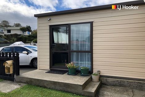 Photo of property in 6 Stephen Street, Halfway Bush, Dunedin, 9010