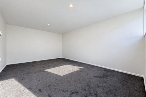 Photo of property in 21 Owens Terrace, Upper Riccarton, Christchurch, 8041