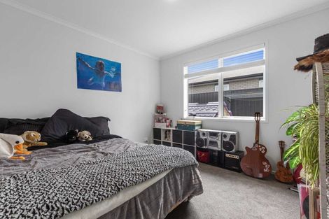 Photo of property in 10 Pioneer Crescent, Omokoroa, 3114