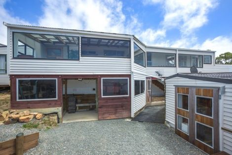 Photo of property in 6 Patiki Place, Titahi Bay, Porirua, 5022