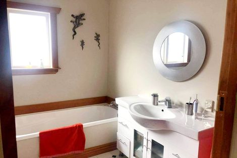 Photo of property in 14 Murray Street, Wallaceville, Upper Hutt, 5018