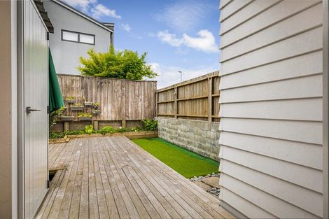 Photo of property in 41 Mapou Road, Hobsonville, Auckland, 0616