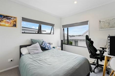 Photo of property in 31 Koura Drive, Red Beach, 0932