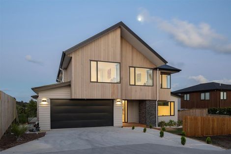 Photo of property in 3 Taku Close, Long Bay, Auckland, 0630