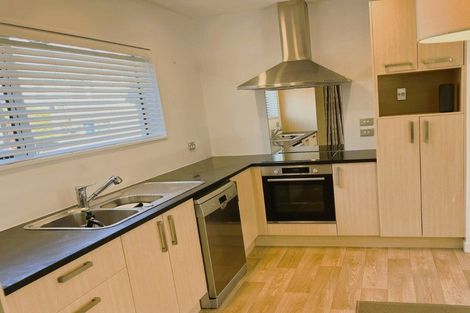 Photo of property in 14 Saffron Street, Birkdale, Auckland, 0626
