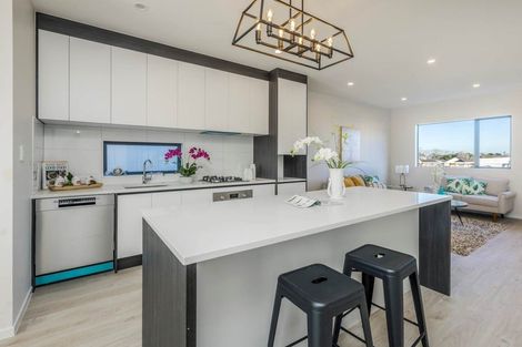 Photo of property in 27 Farranfore Road, Opaheke, Papakura, 2113