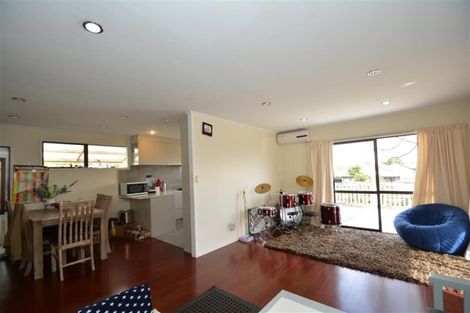 Photo of property in 56 Hollyford Drive, Clover Park, Auckland, 2105