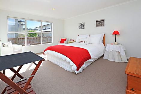 Photo of property in 15 Baber Drive, Stonefields, Auckland, 1072