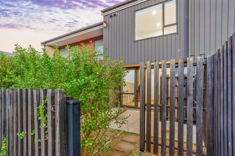 Photo of property in 26 Hobsonville Point Road, Hobsonville, Auckland, 0616
