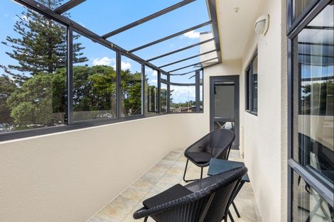 Photo of property in 15e Puriri Avenue, Orewa, 0931