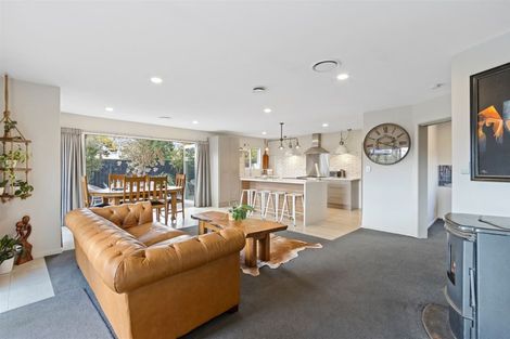 Photo of property in 21 Hemingway Place, Spencerville, Christchurch, 8083