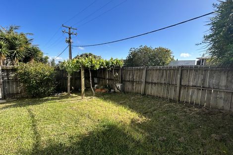 Photo of property in 1/49 Galaxy Drive, Mairangi Bay, Auckland, 0630