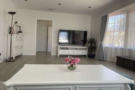 Photo of property in 34 Harford Place, Pakuranga Heights, Auckland, 2010