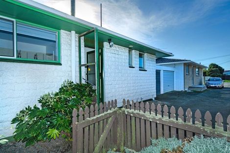 Photo of property in 2/34 Pinewood Avenue, North New Brighton, Christchurch, 8083