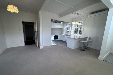 Photo of property in 145 Kelburn Parade, Kelburn, Wellington, 6012