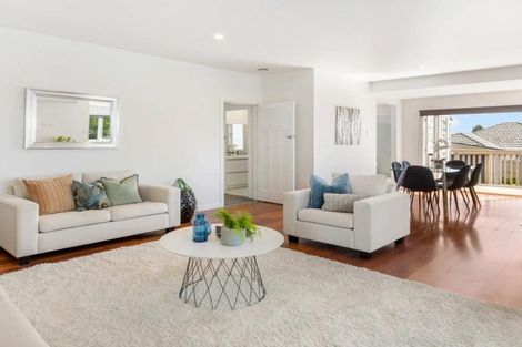 Photo of property in 2/117 Great South Road, Manurewa, Auckland, 2102