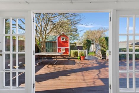 Photo of property in 40 North Parade, Richmond, Christchurch, 8013