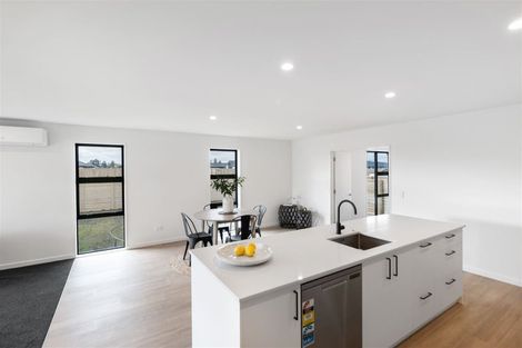 Photo of property in 3 Meadow Lane, Tinwald, 7774