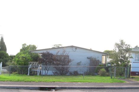 Photo of property in 1/43 Amberley Avenue, Te Atatu South, Auckland, 0610