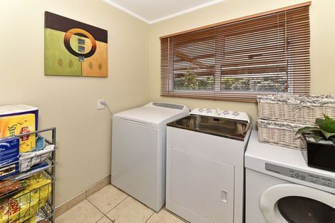 Photo of property in 9 Mail Avenue, Weymouth, Auckland, 2103