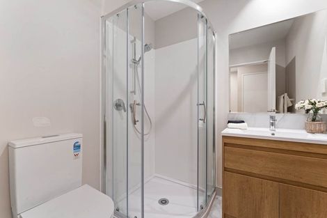 Photo of property in 7 Don Oliver Lane, Glen Eden, 0602