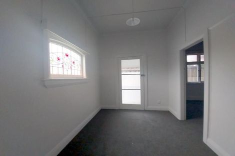 Photo of property in 8 Roxburgh Grove, Petone, Lower Hutt, 5012