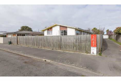 Photo of property in 1/90 Charles Street, Waltham, Christchurch, 8011