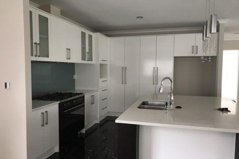 Photo of property in 32 Capriana Drive, Karaka, Papakura, 2113