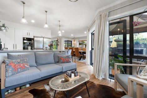 Photo of property in 2 Sabana Place, Bethlehem, Tauranga, 3110