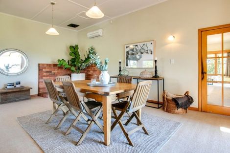 Photo of property in 978 Puketapu Road, Puketapu, Napier, 4182