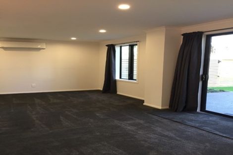 Photo of property in 5a Breakwater Way, Whitby, Porirua, 5024