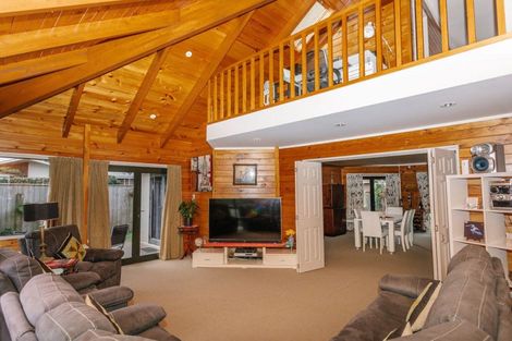 Photo of property in 24 Ruahine Street, Dannevirke, 4930