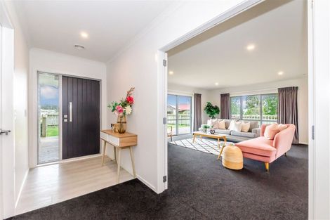 Photo of property in 1 Gardner Place, Otaki, 5512