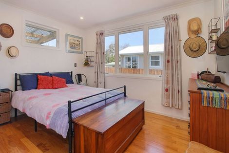 Photo of property in 20 Melba Street, Beach Haven, Auckland, 0626