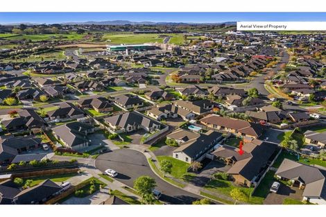 Photo of property in 12 Whitford Place, Rototuna North, Hamilton, 3210