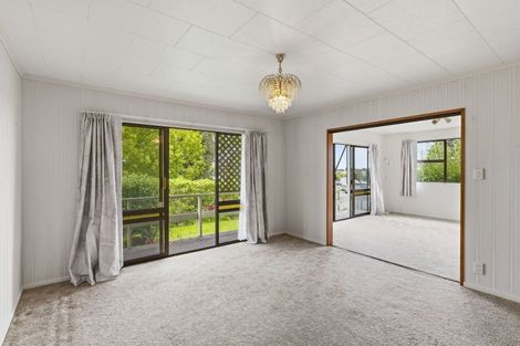 Photo of property in 27 Brandon Street, Otaki, 5512