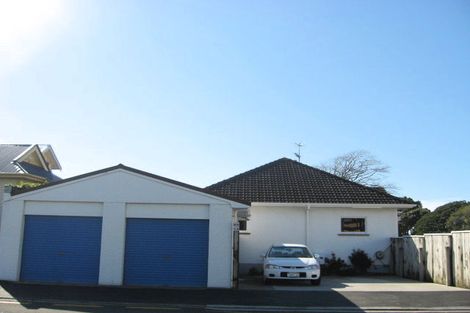 Photo of property in 33 Rogan Street, New Plymouth, 4310